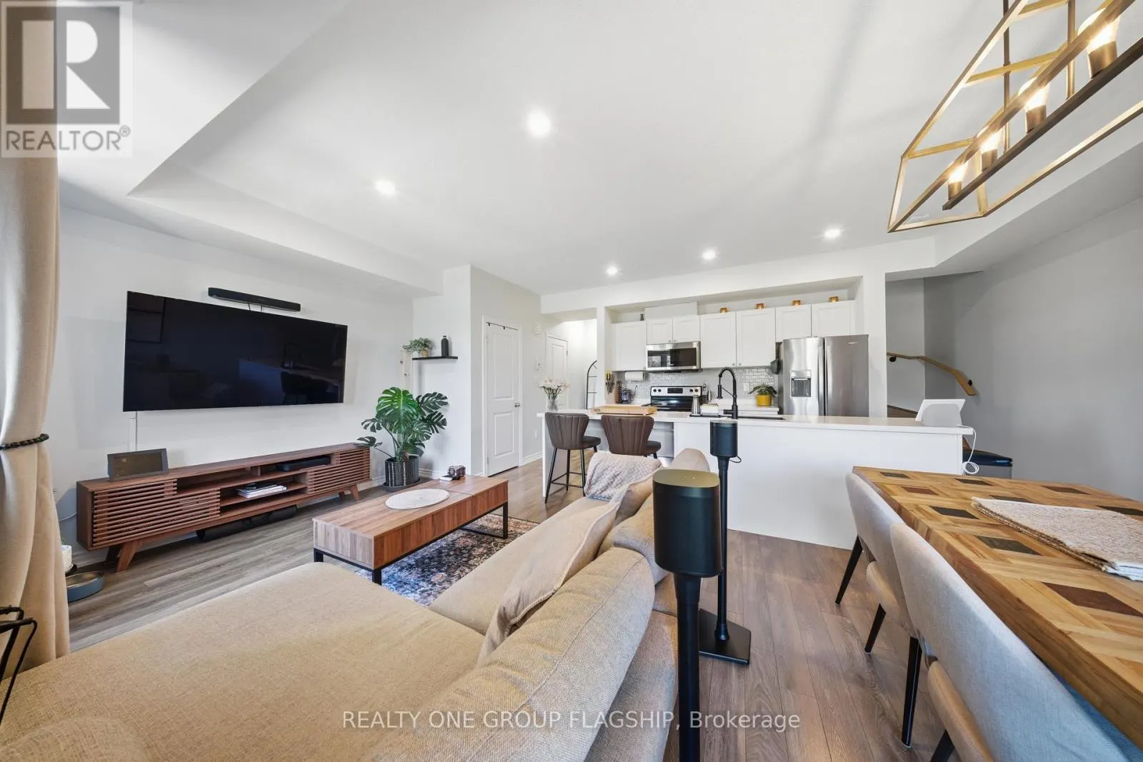 2613 GARRISON CROSSING