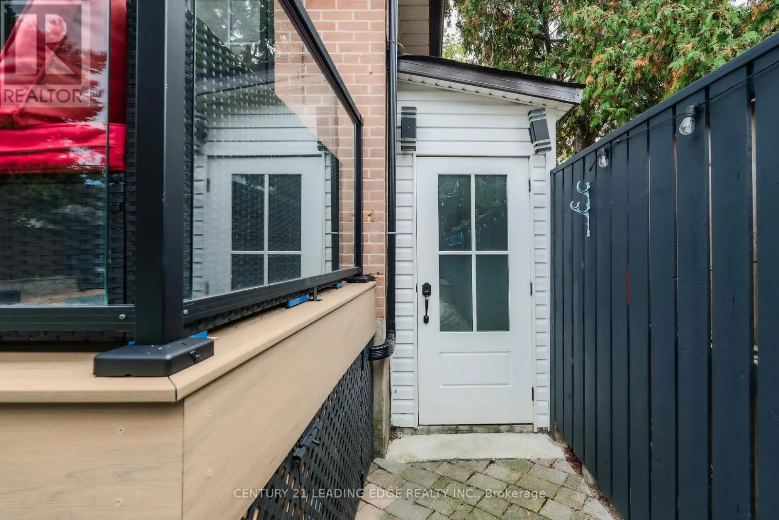 4 AVELINE CRESCENT