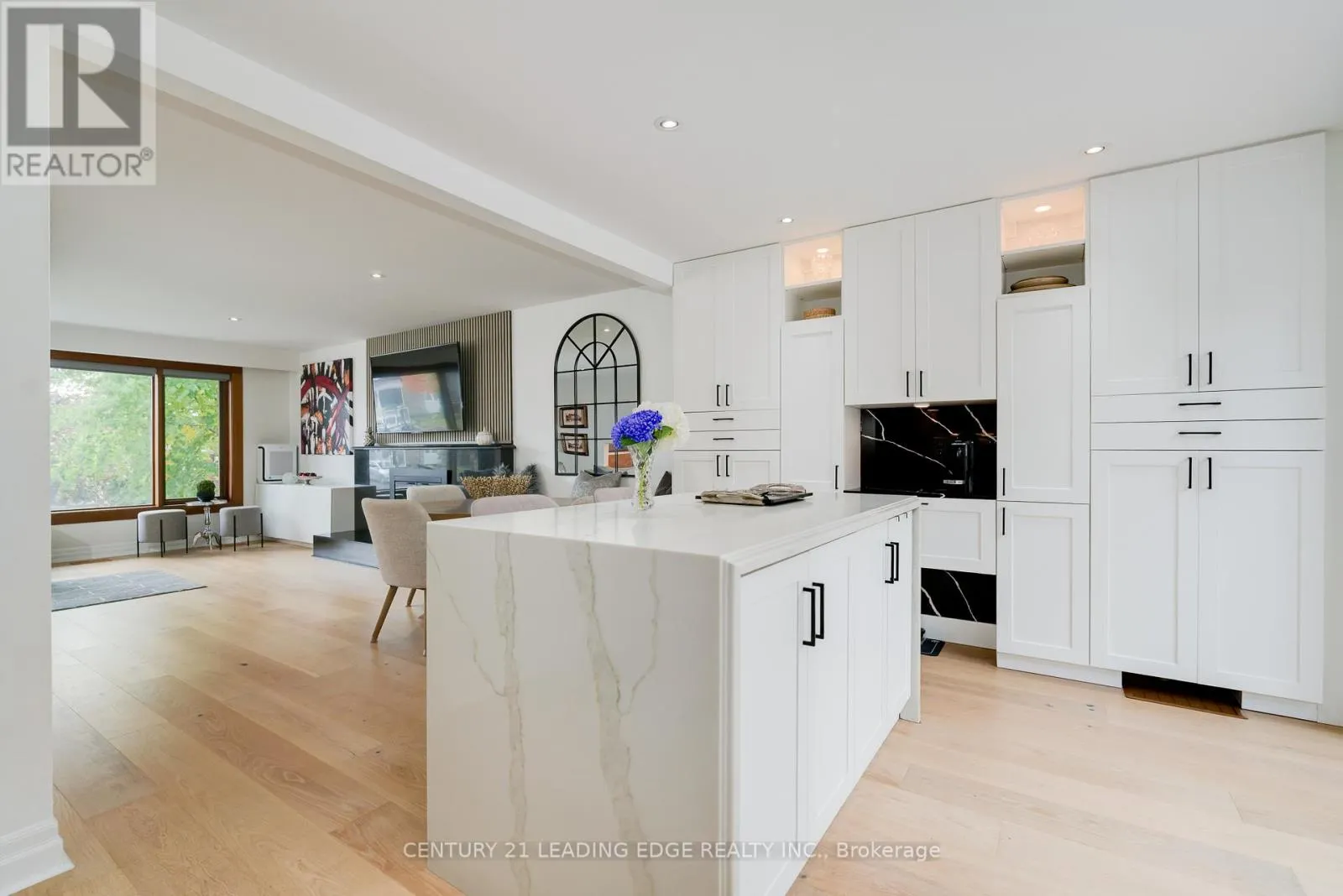4 AVELINE CRESCENT