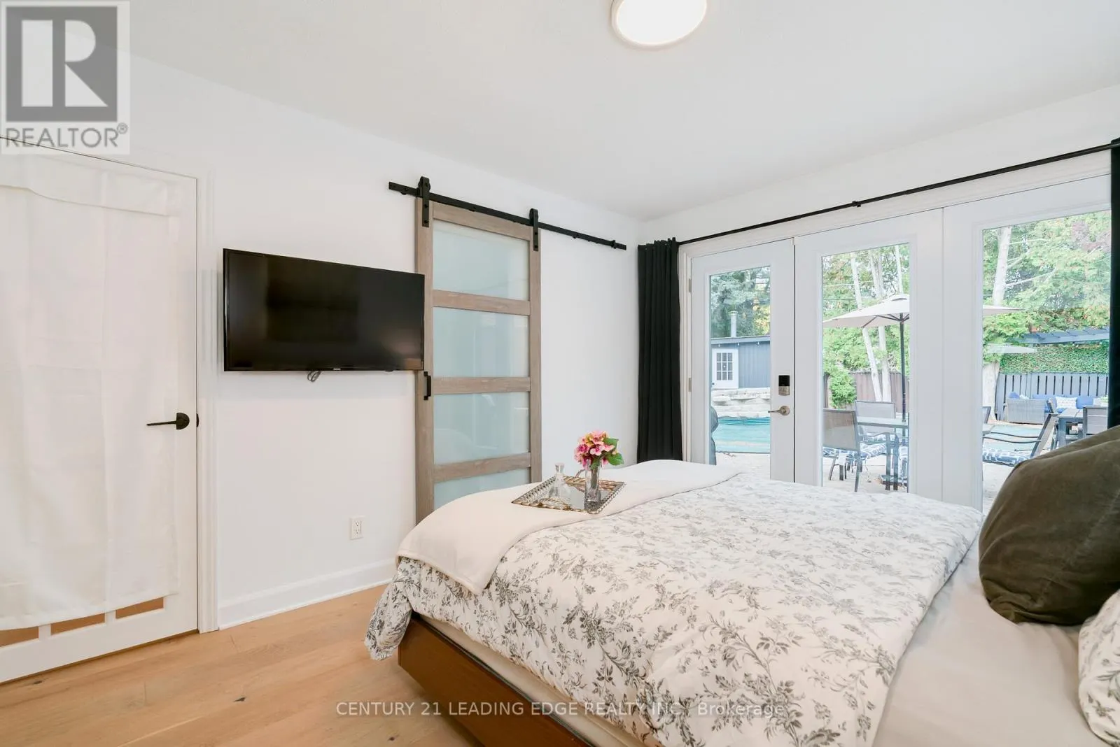 4 AVELINE CRESCENT