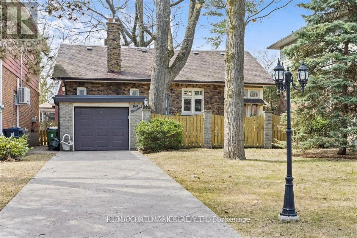 100 WARDEN AVENUE