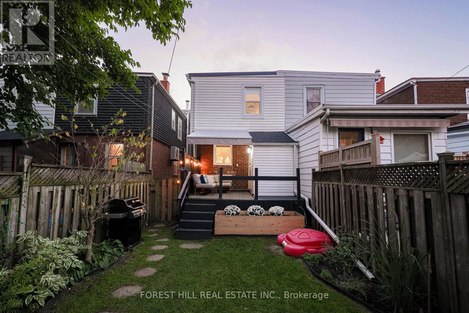 21 DILWORTH CRESCENT