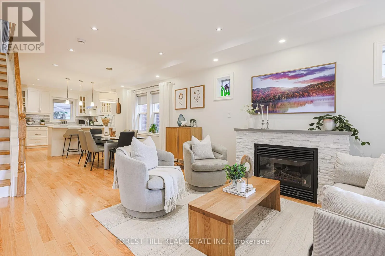 21 DILWORTH CRESCENT