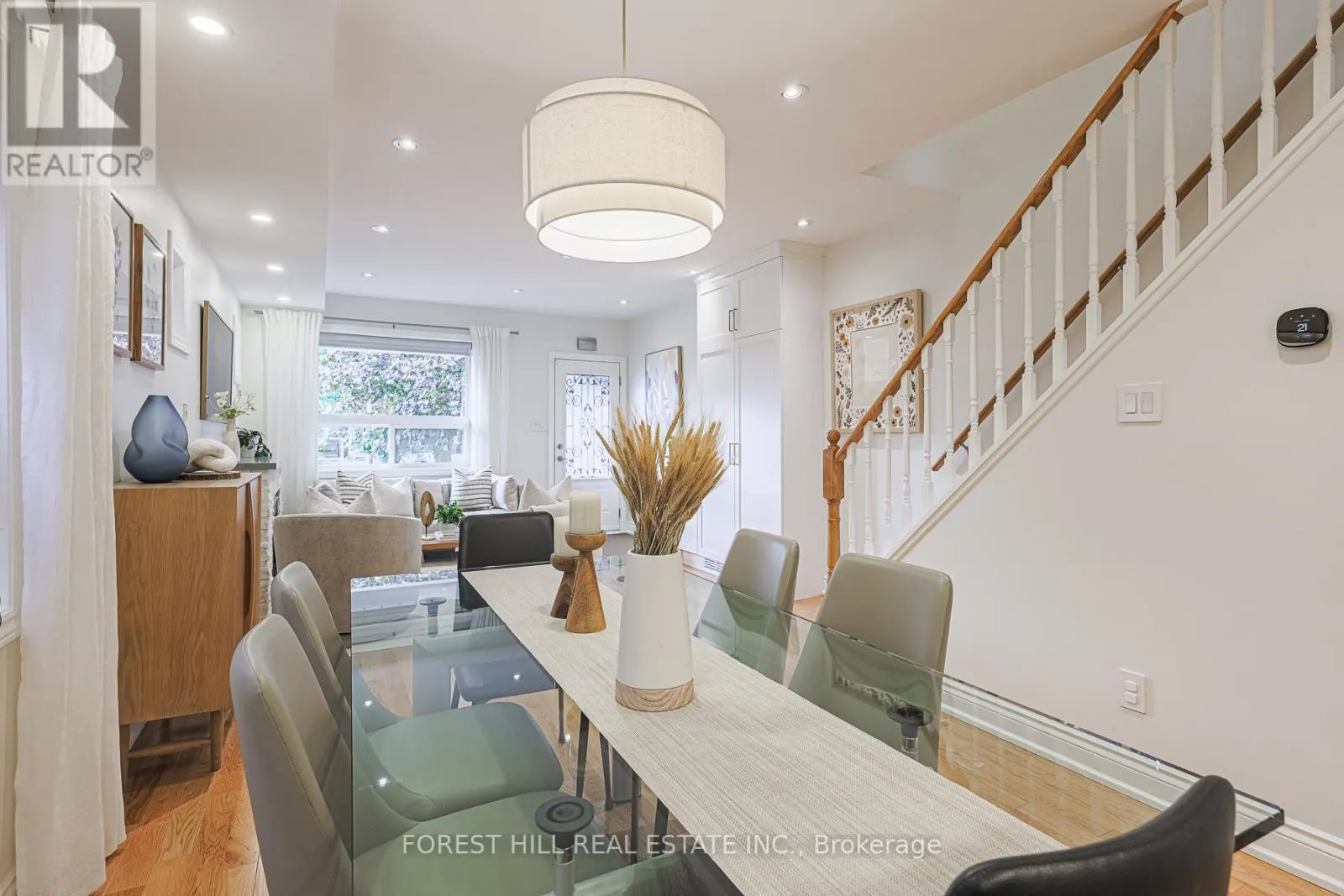 21 DILWORTH CRESCENT