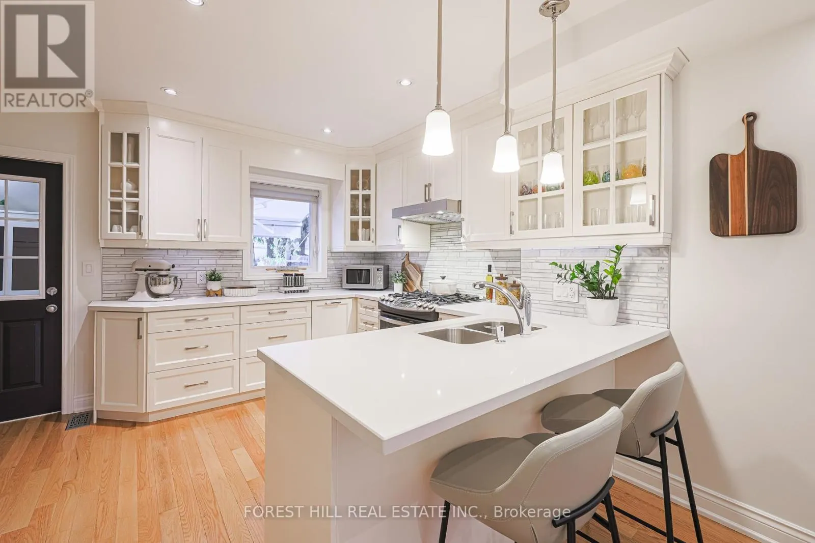 21 DILWORTH CRESCENT