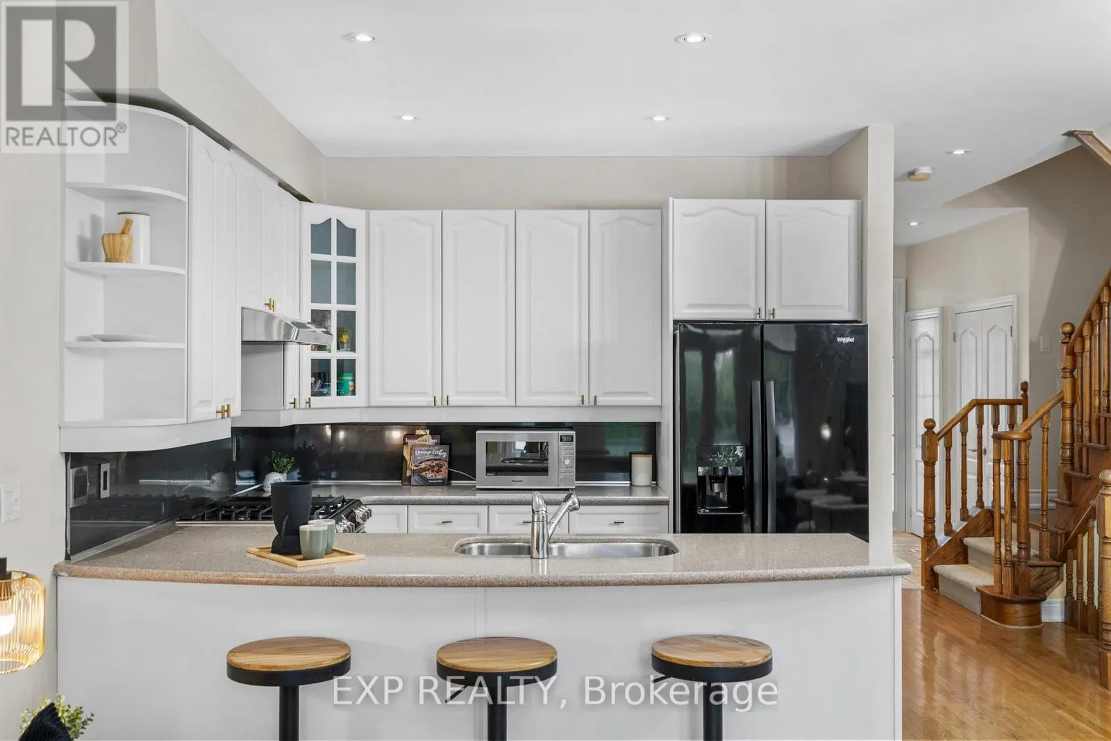 #30 - 1295 WHARF STREET