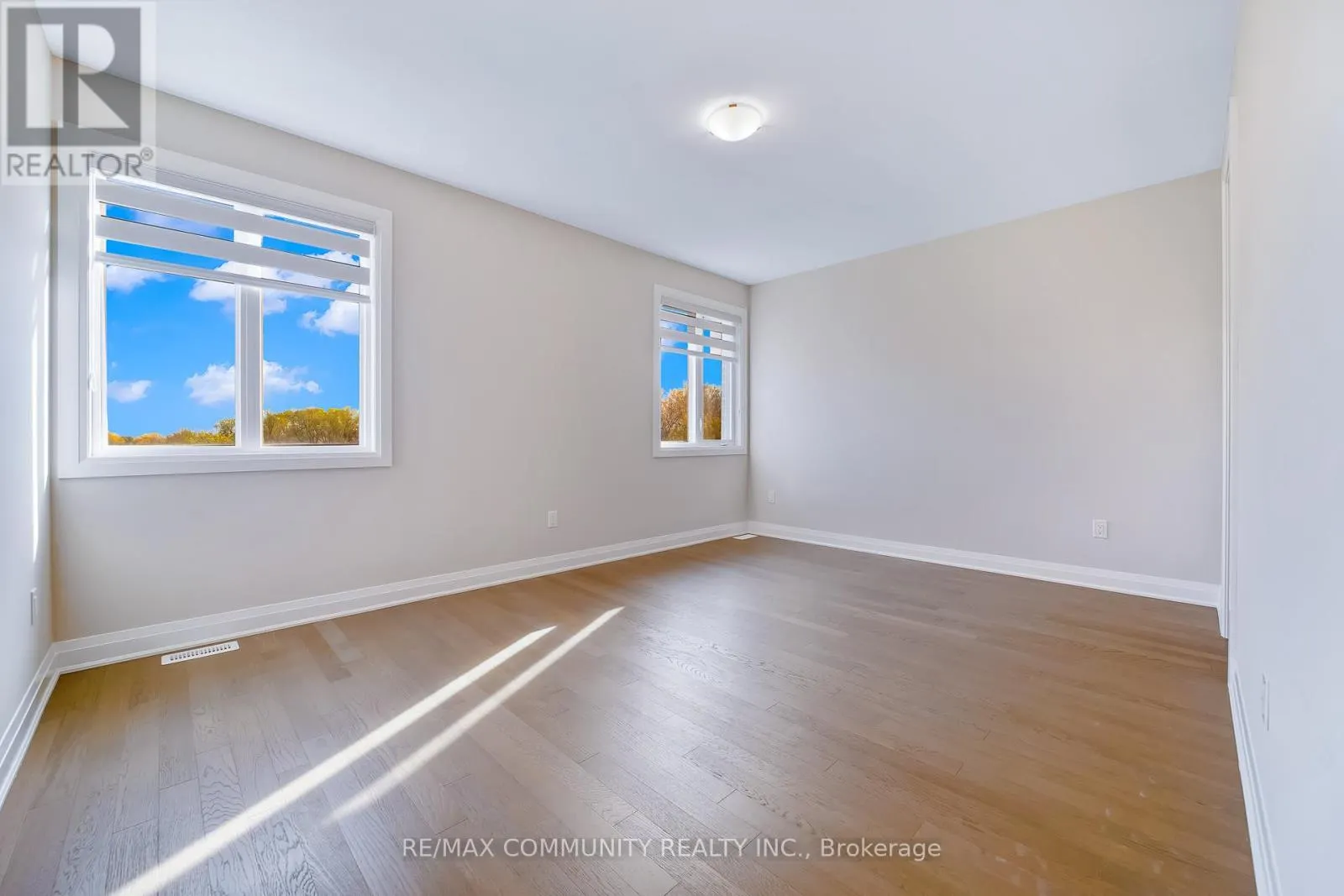 3328 MARCHINGTON SQUARE