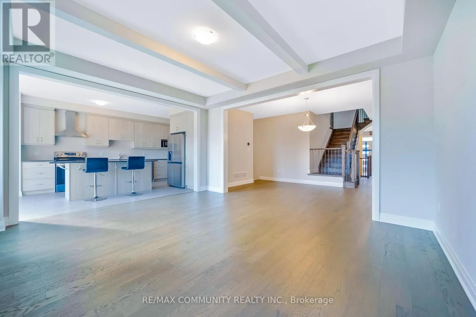 3328 MARCHINGTON SQUARE