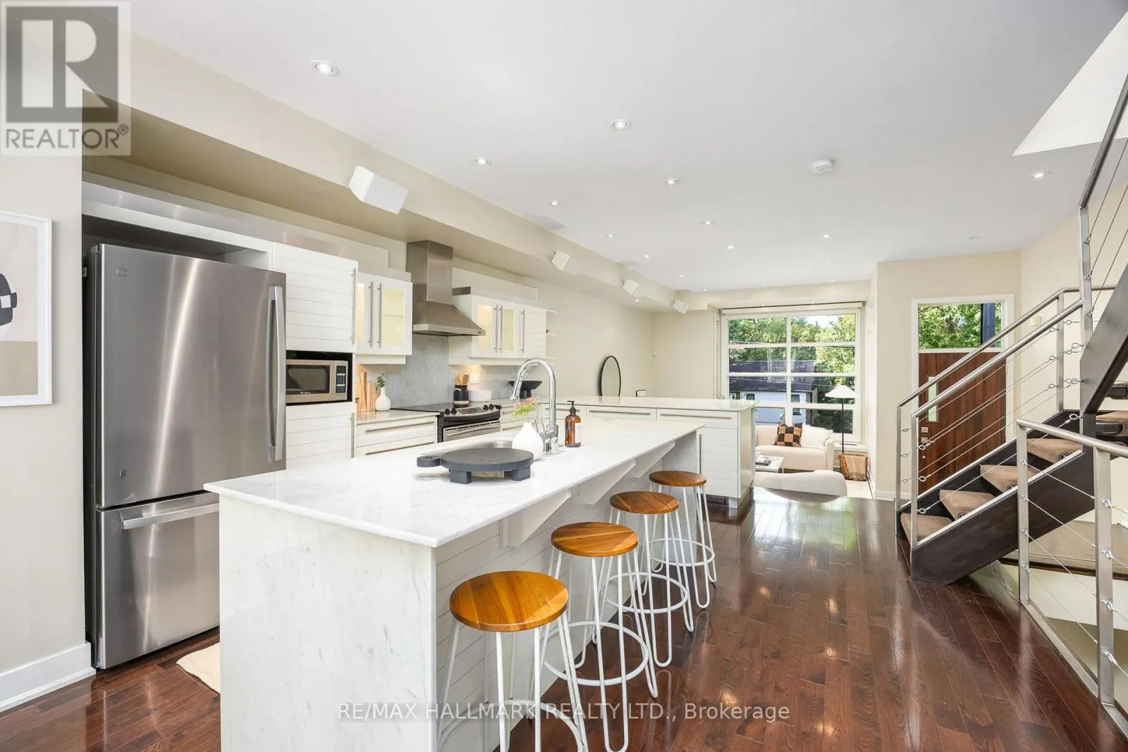 29B BEECHWOOD DRIVE