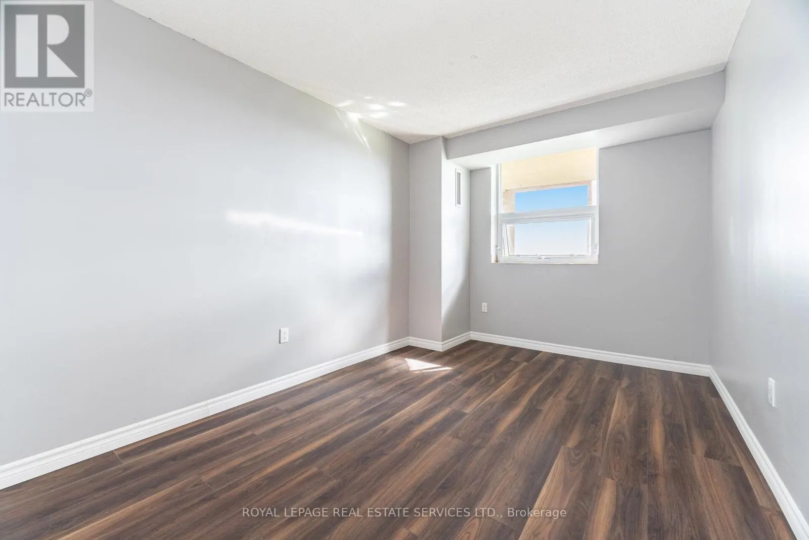 1102 - 20 DEAN PARK ROAD