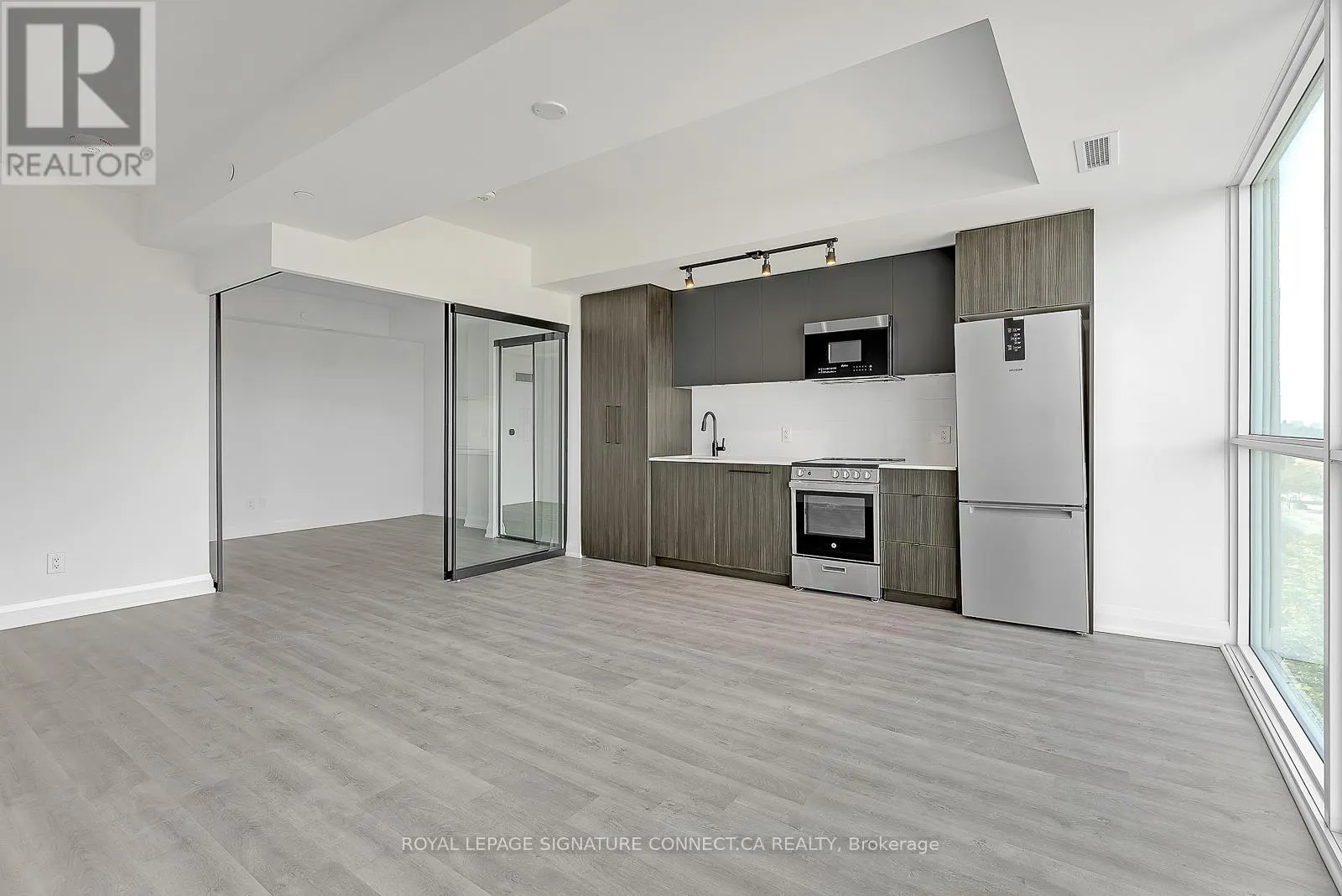 403 - 2369 DANFORTH AVENUE