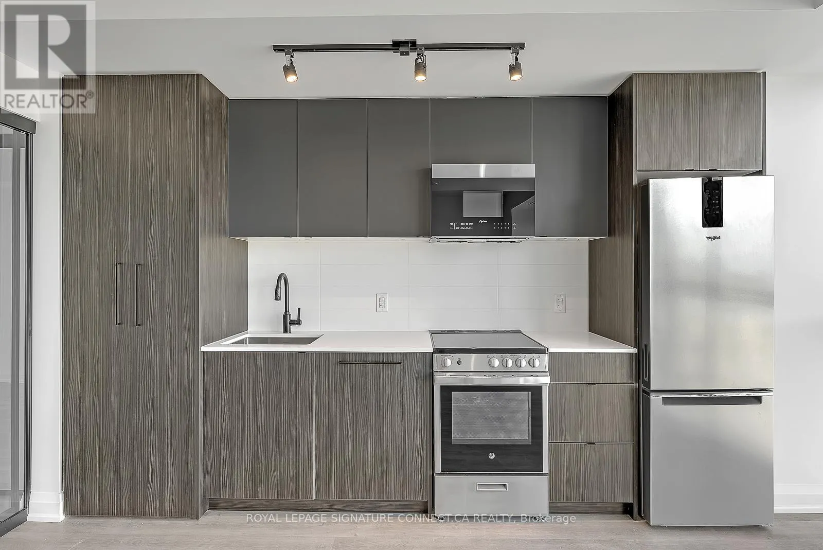 403 - 2369 DANFORTH AVENUE