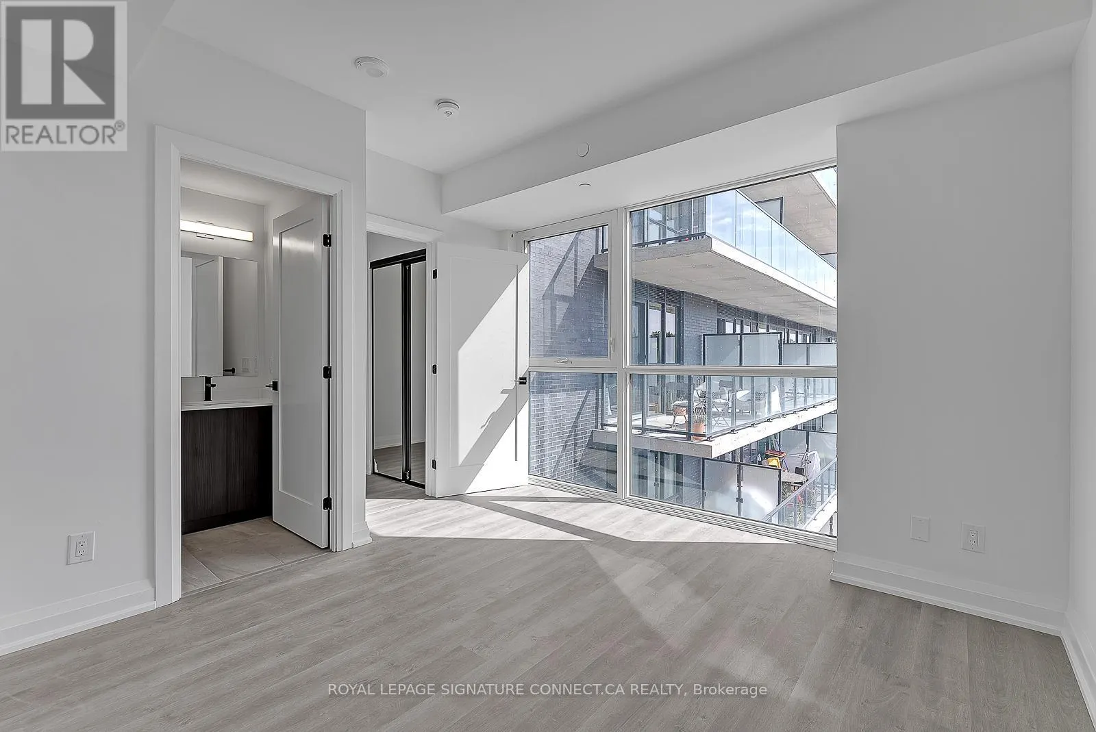 403 - 2369 DANFORTH AVENUE