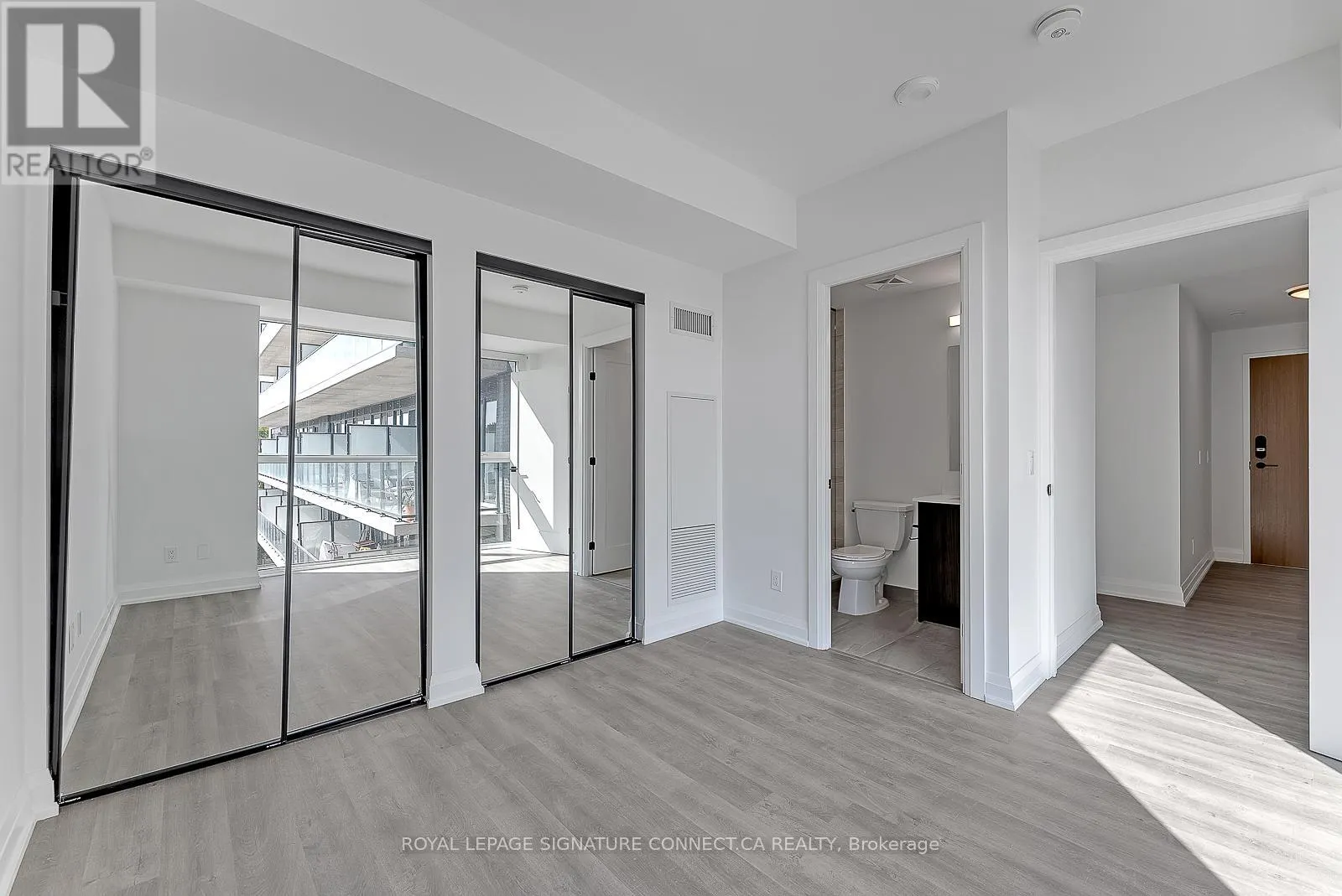 403 - 2369 DANFORTH AVENUE