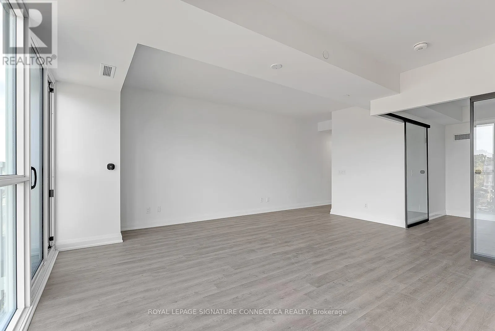 403 - 2369 DANFORTH AVENUE