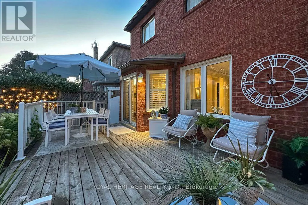 66 FIELDNEST CRESCENT