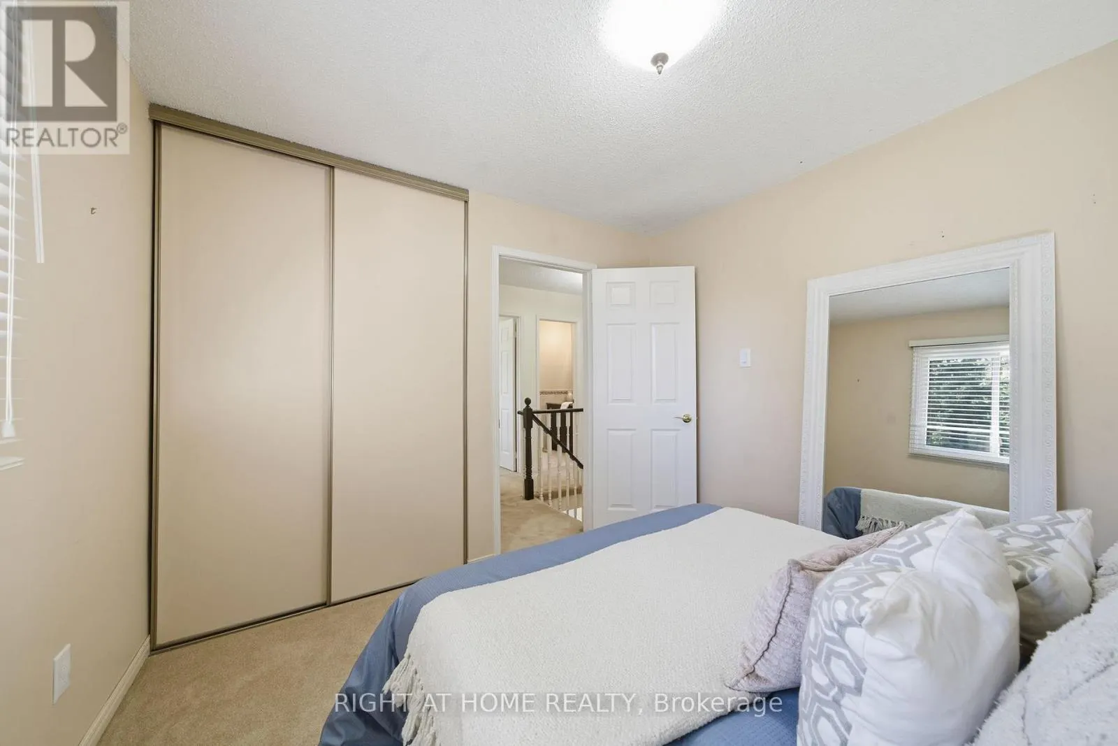 5 WICKENS CRESCENT