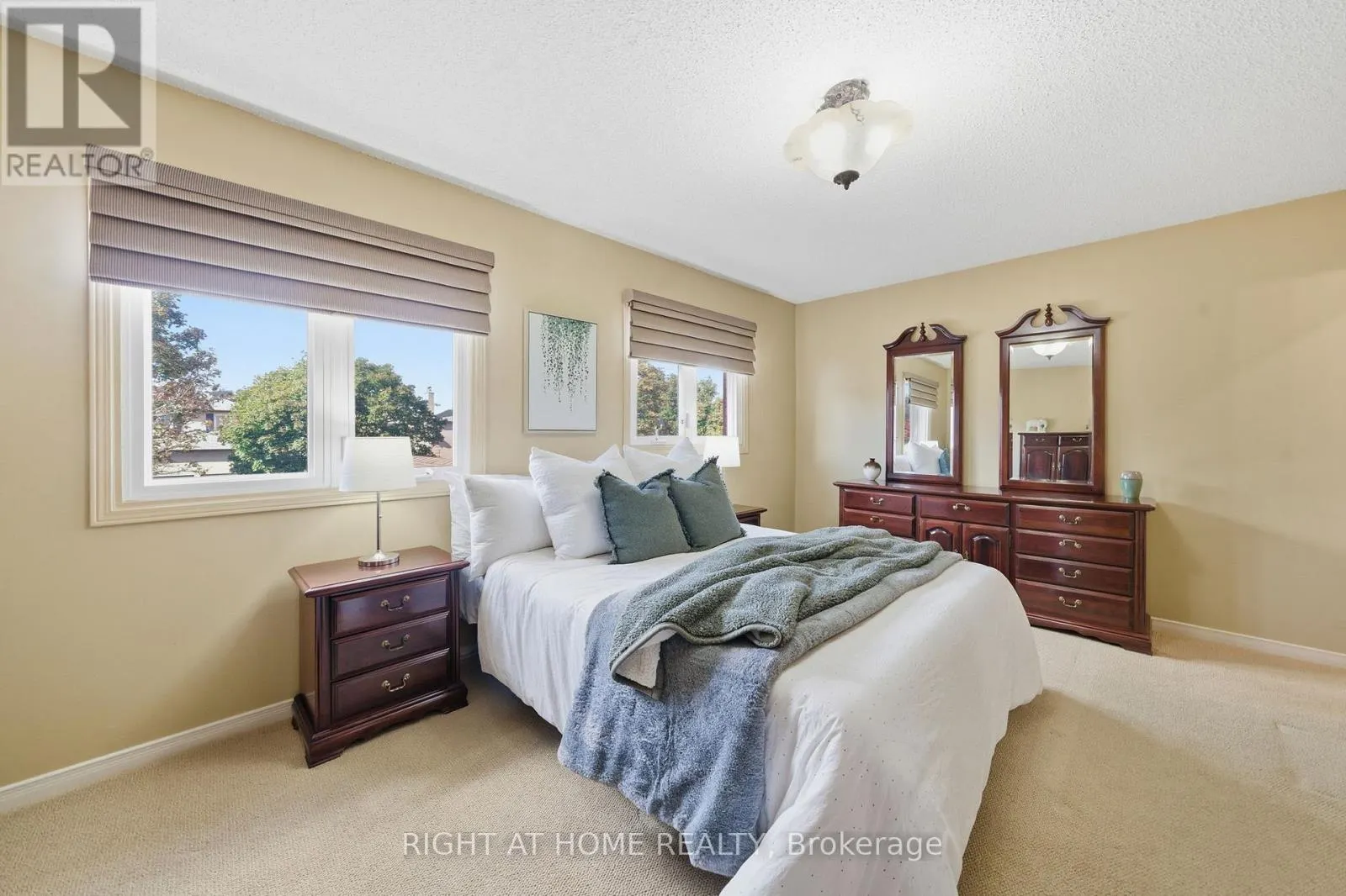 5 WICKENS CRESCENT