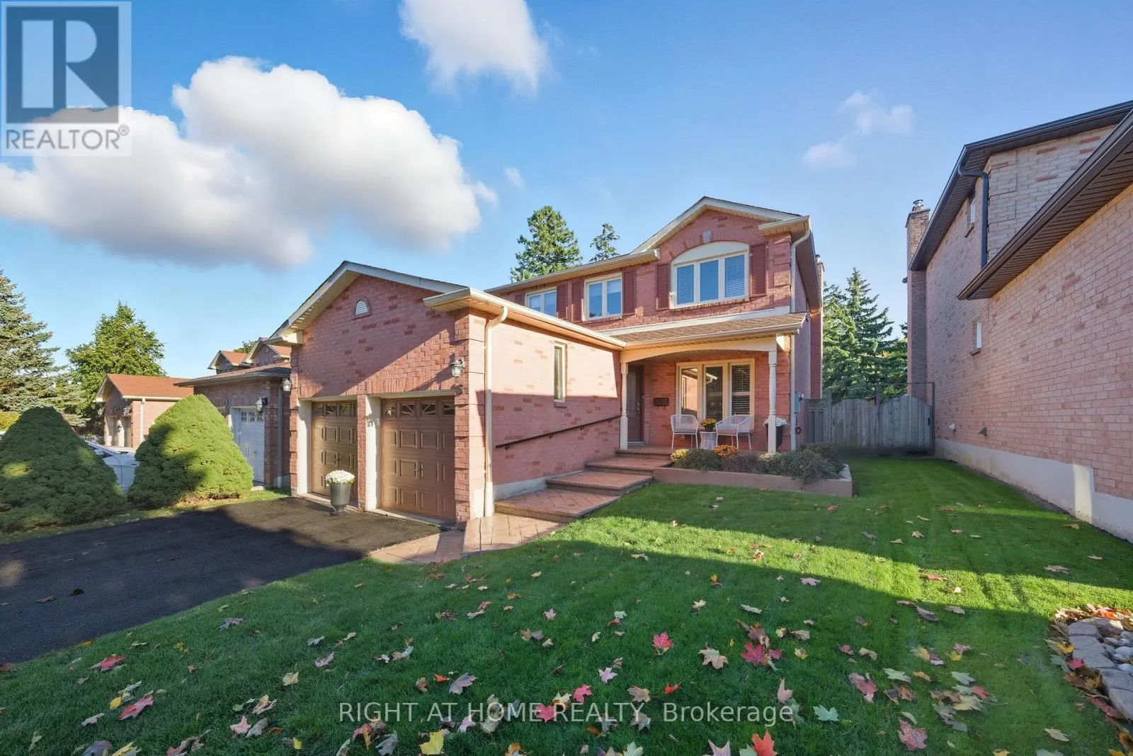 5 WICKENS CRESCENT