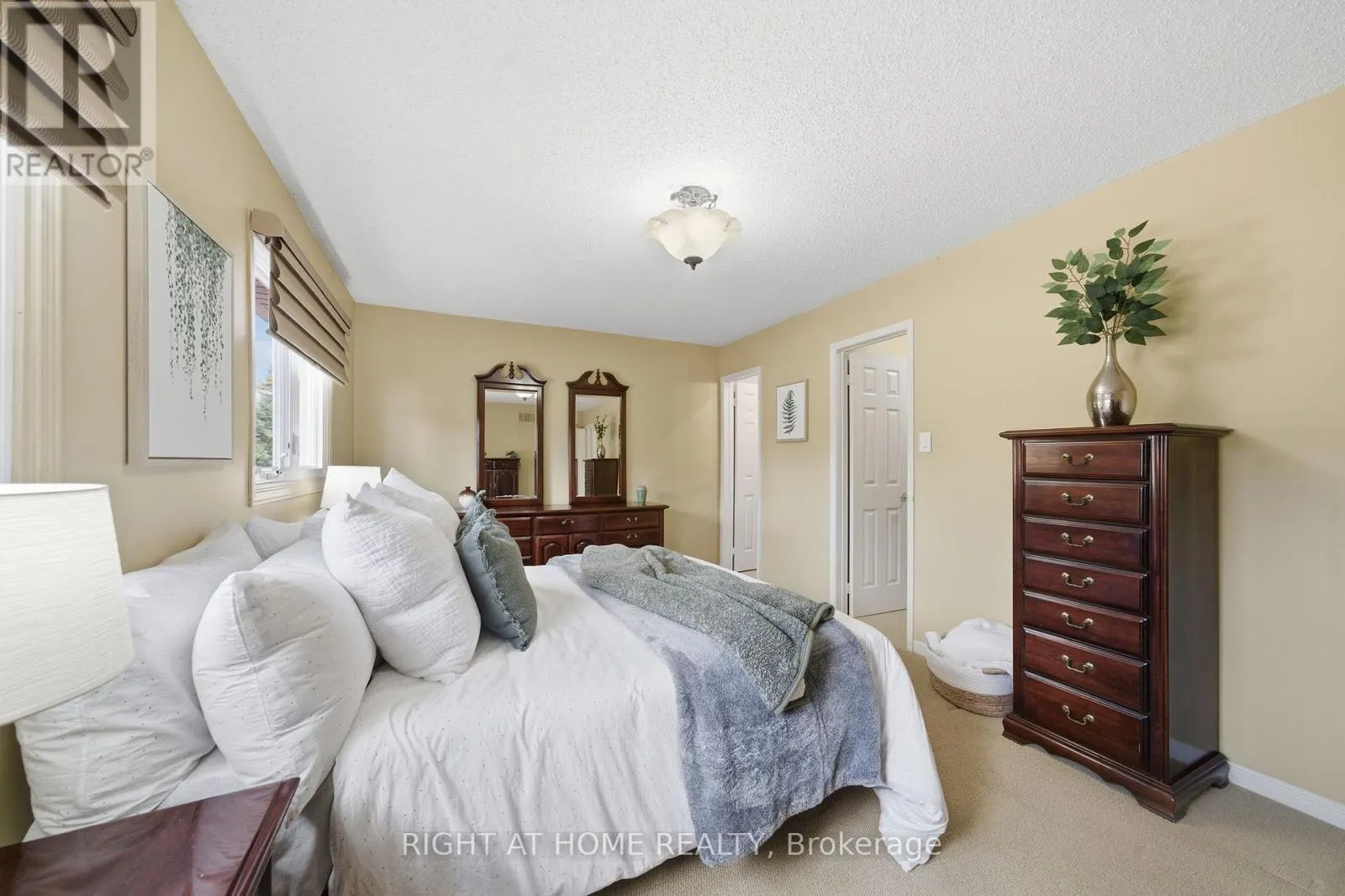 5 WICKENS CRESCENT