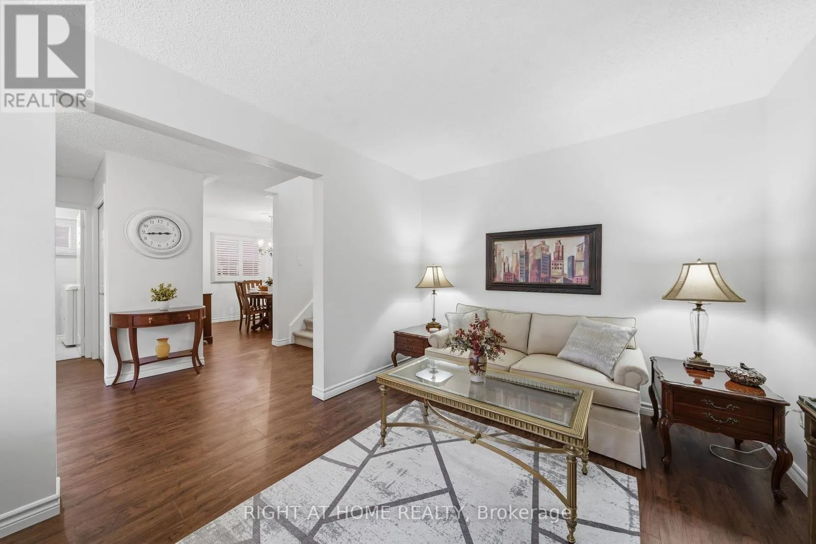 5 WICKENS CRESCENT