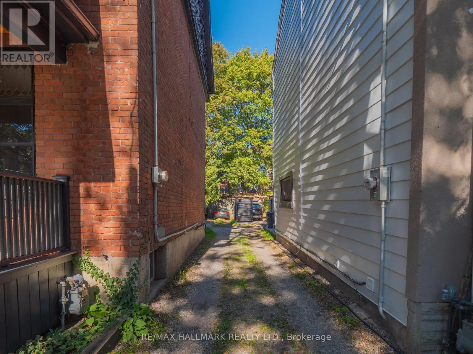 116 VICTOR AVENUE
