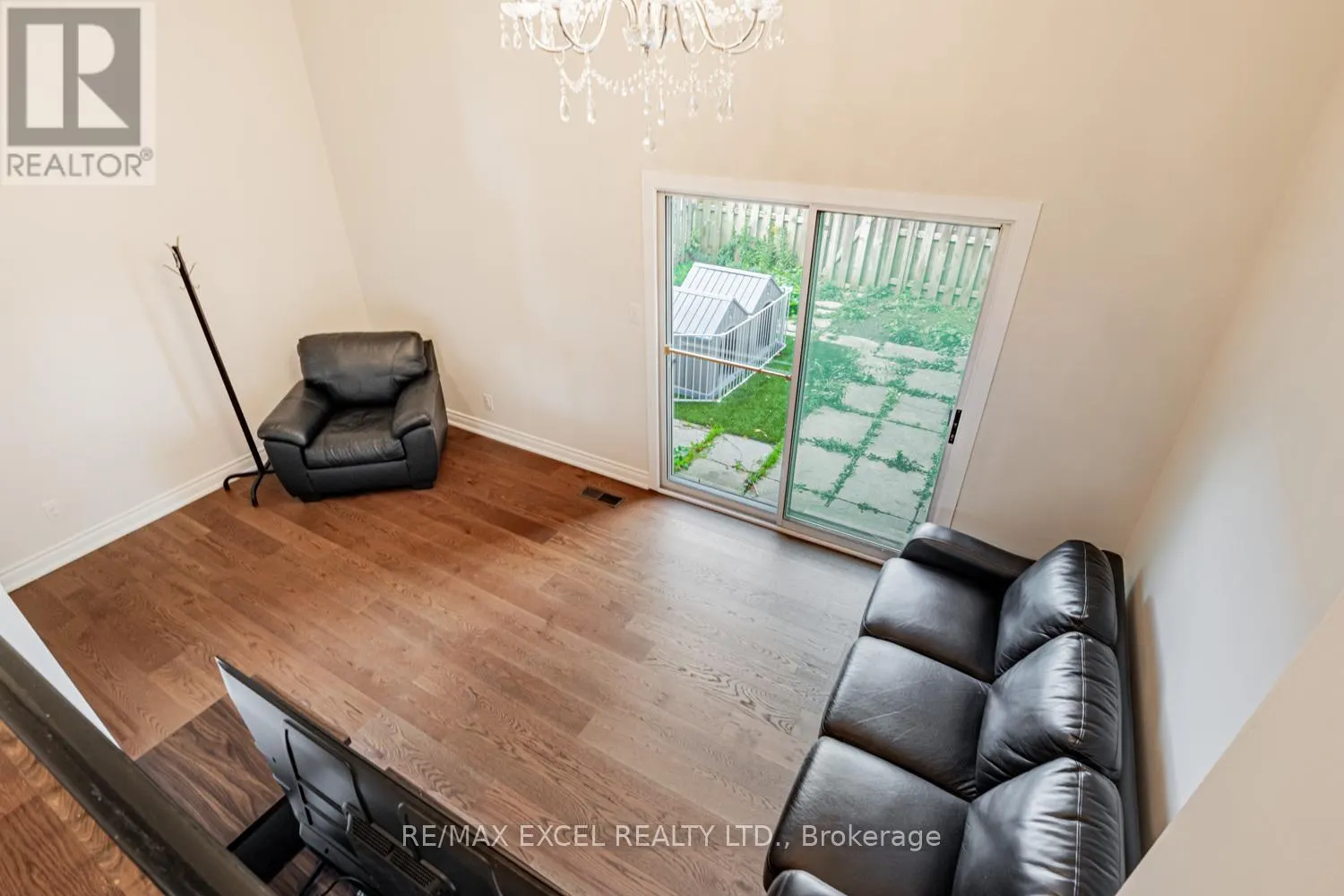 #61 - 120 BEVERLY GLEN BOULEVARD