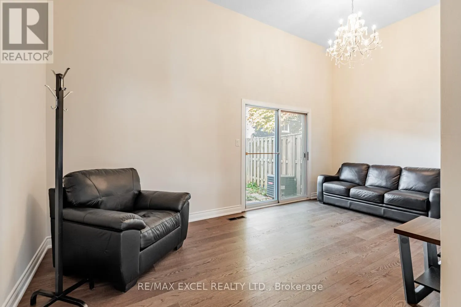 #61 - 120 BEVERLY GLEN BOULEVARD