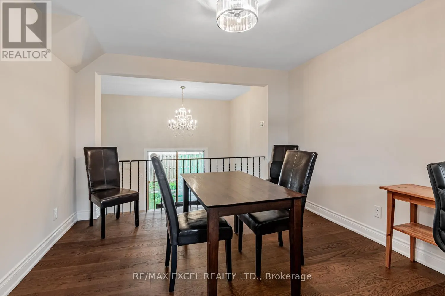 #61 - 120 BEVERLY GLEN BOULEVARD
