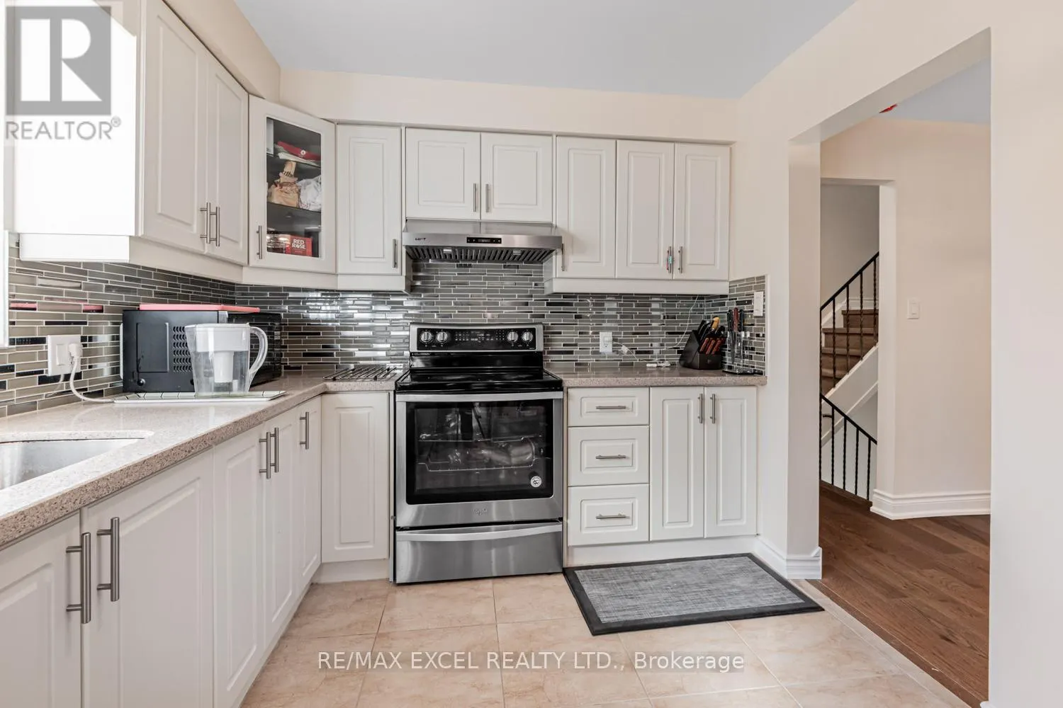 #61 - 120 BEVERLY GLEN BOULEVARD