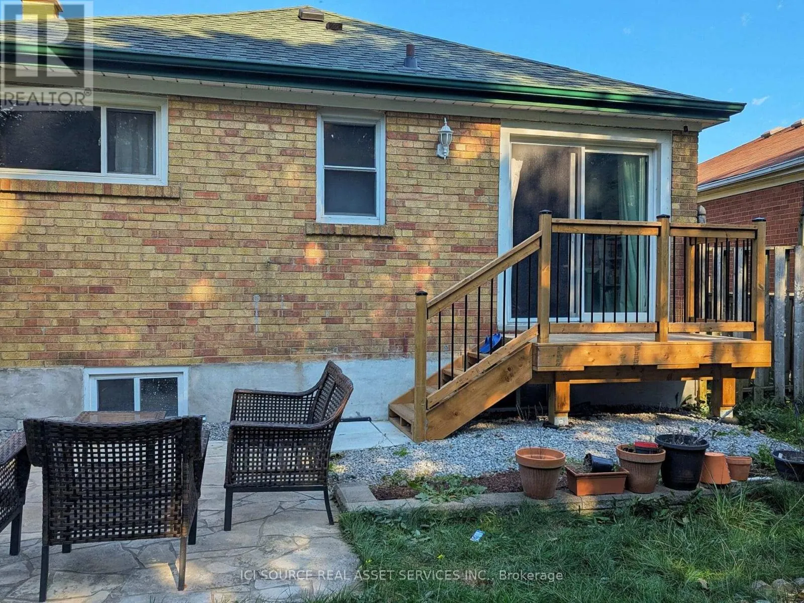 MAIN FLOOR - 43 TANSLEY AVENUE