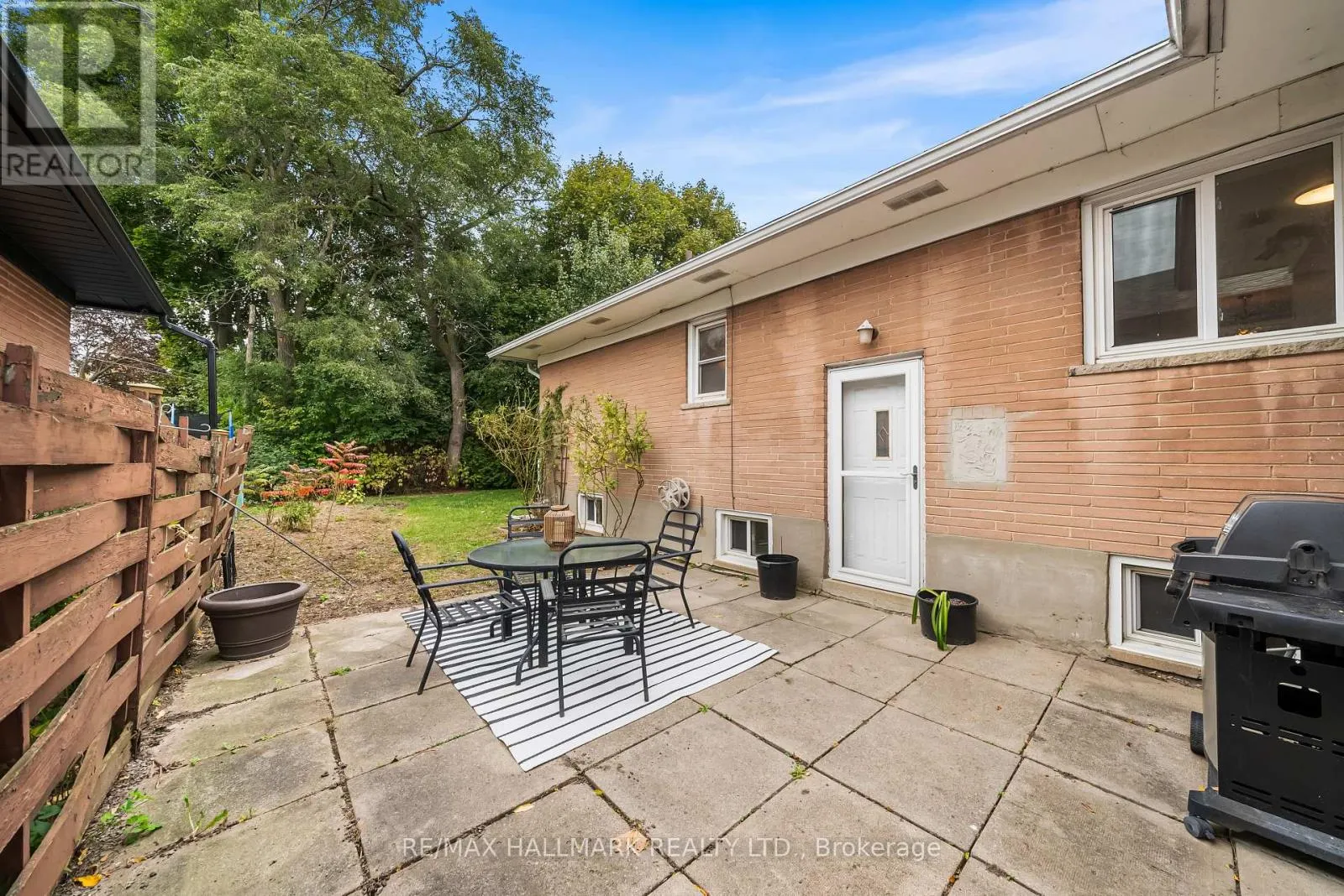 266 CHINE DRIVE