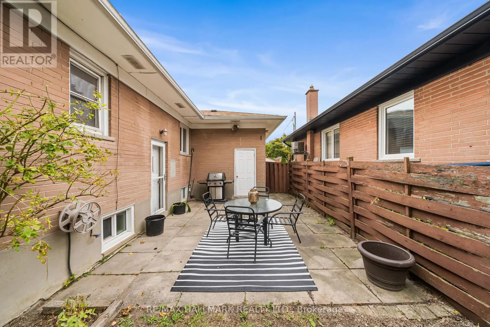 266 CHINE DRIVE