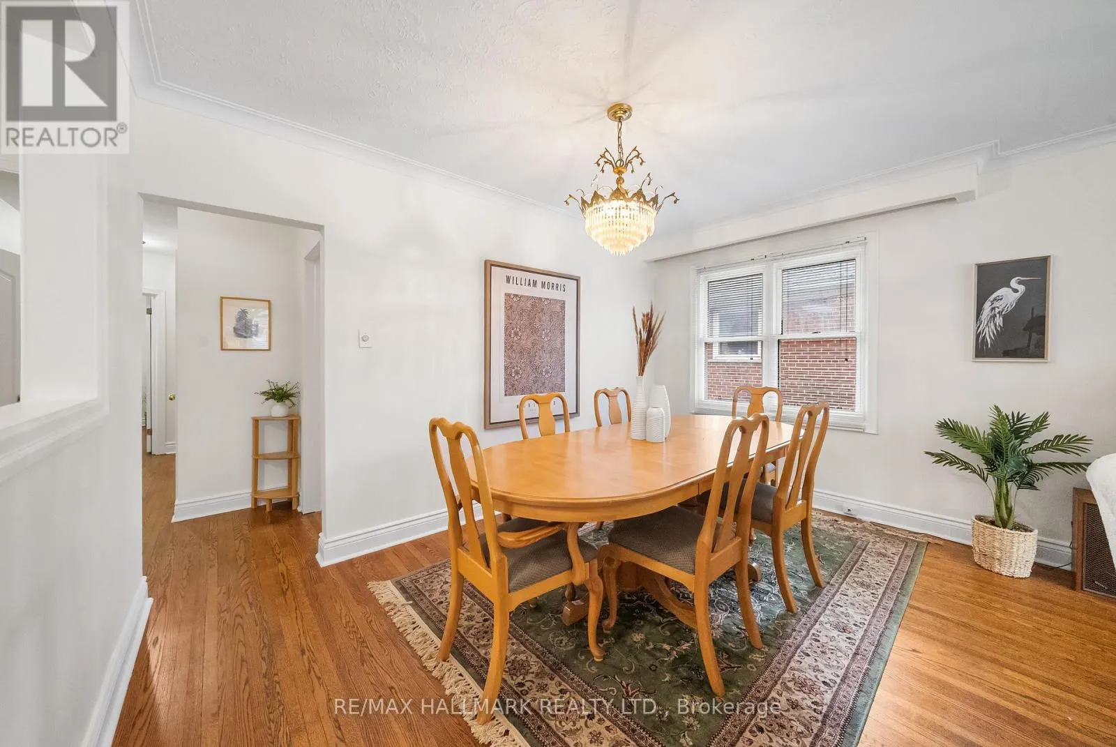 266 CHINE DRIVE