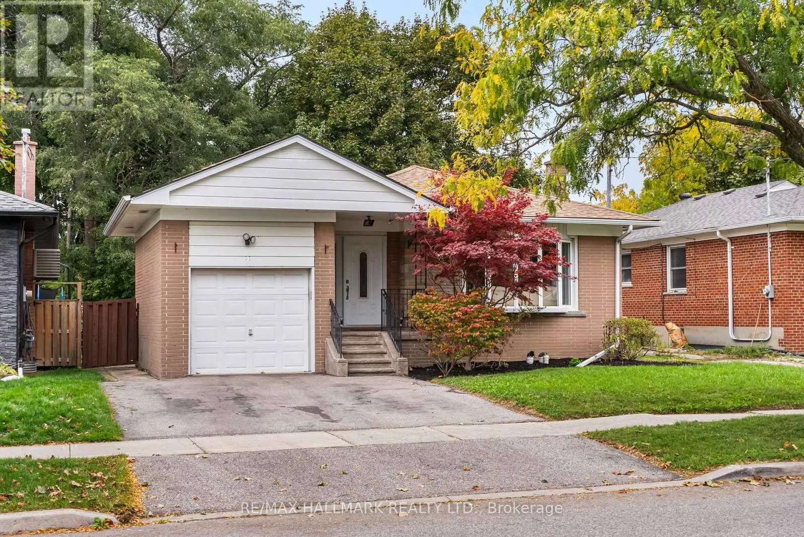 266 CHINE DRIVE
