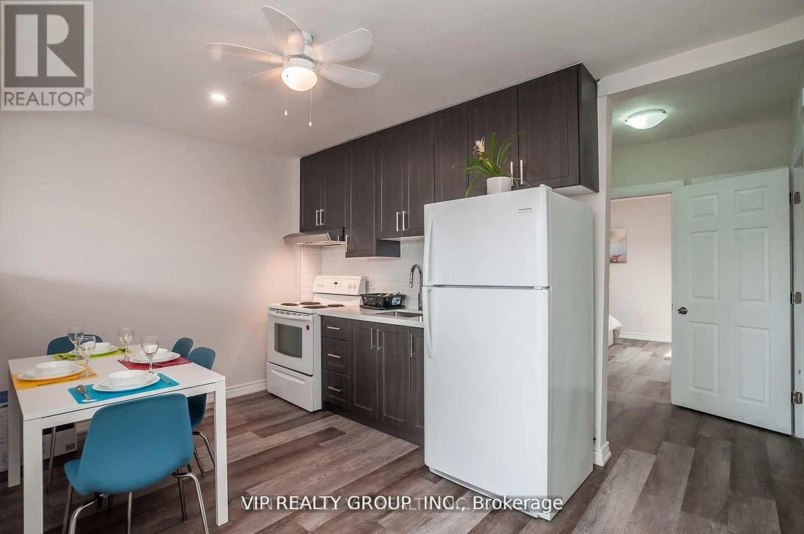 UNIT 2 - 2626 EGLINTON AVENUE E