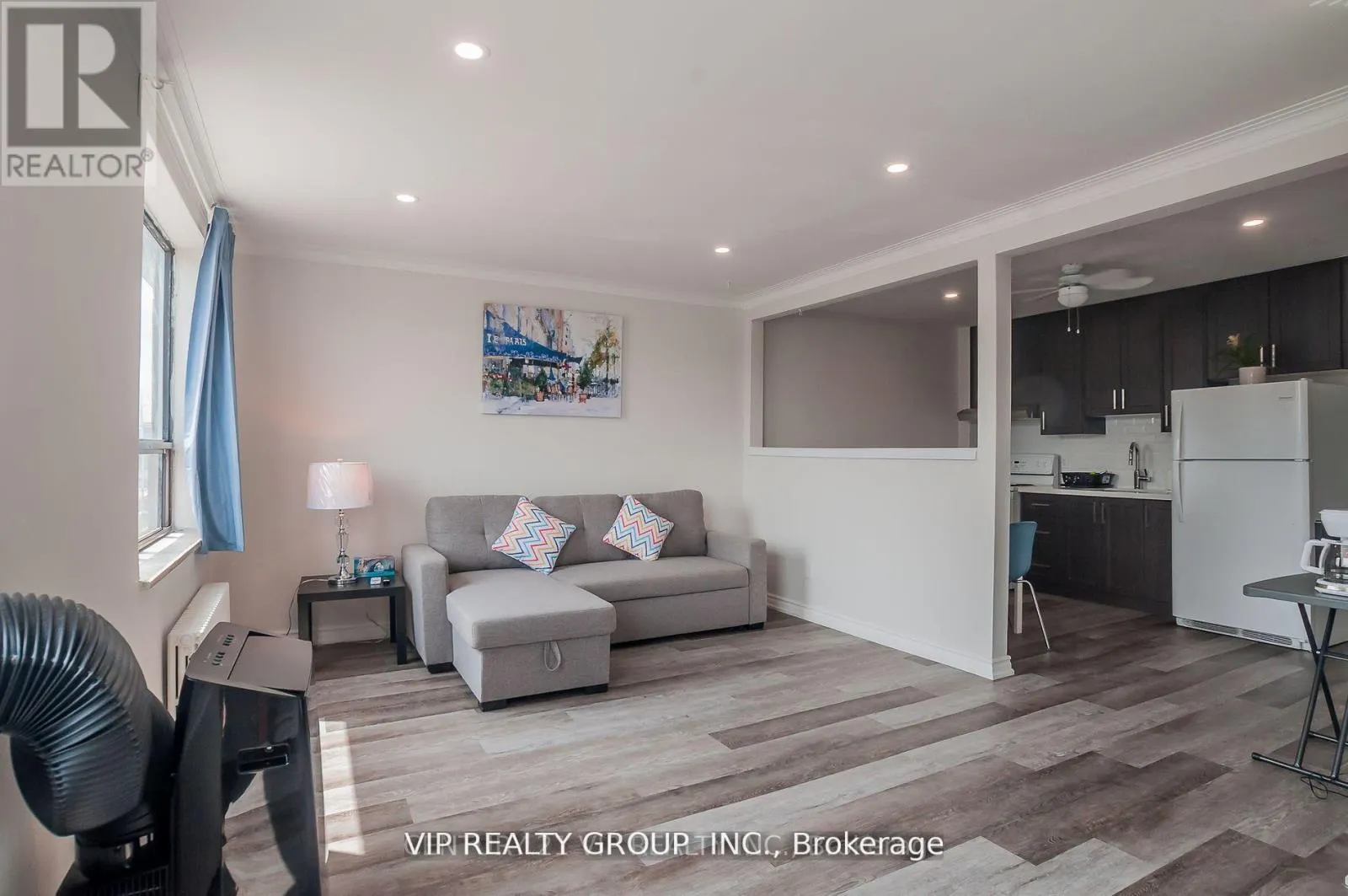 UNIT 2 - 2626 EGLINTON AVENUE E