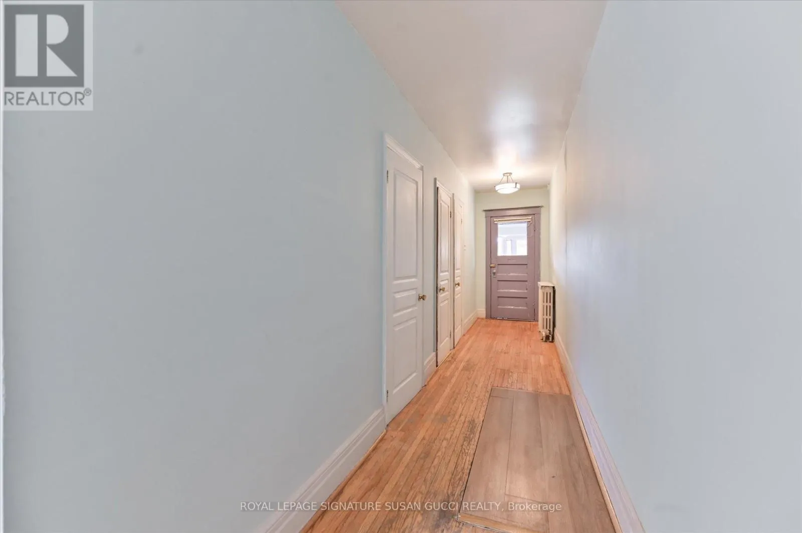 9 EVERETT CRESCENT