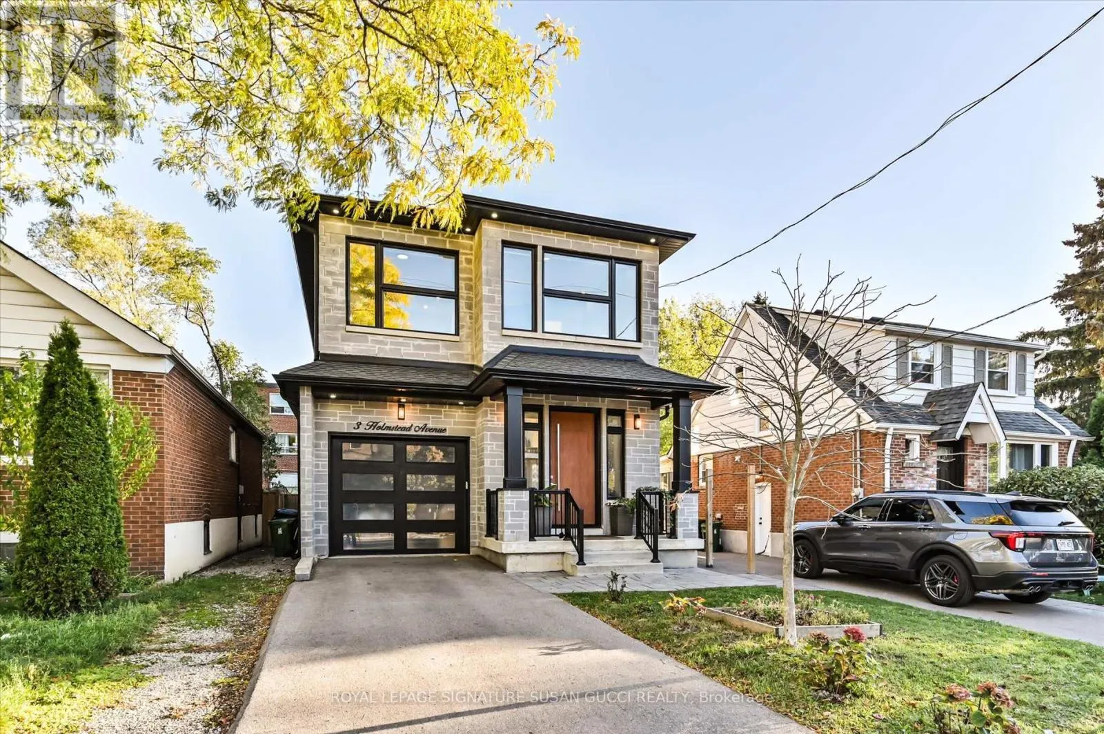 3 HOLMSTEAD AVENUE