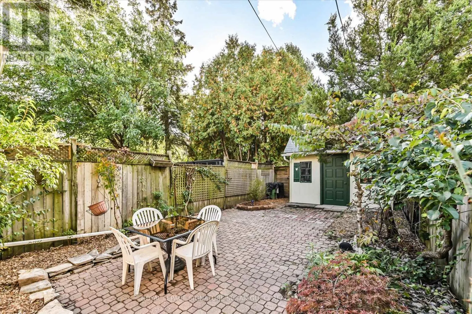 1138 WOODBINE AVENUE