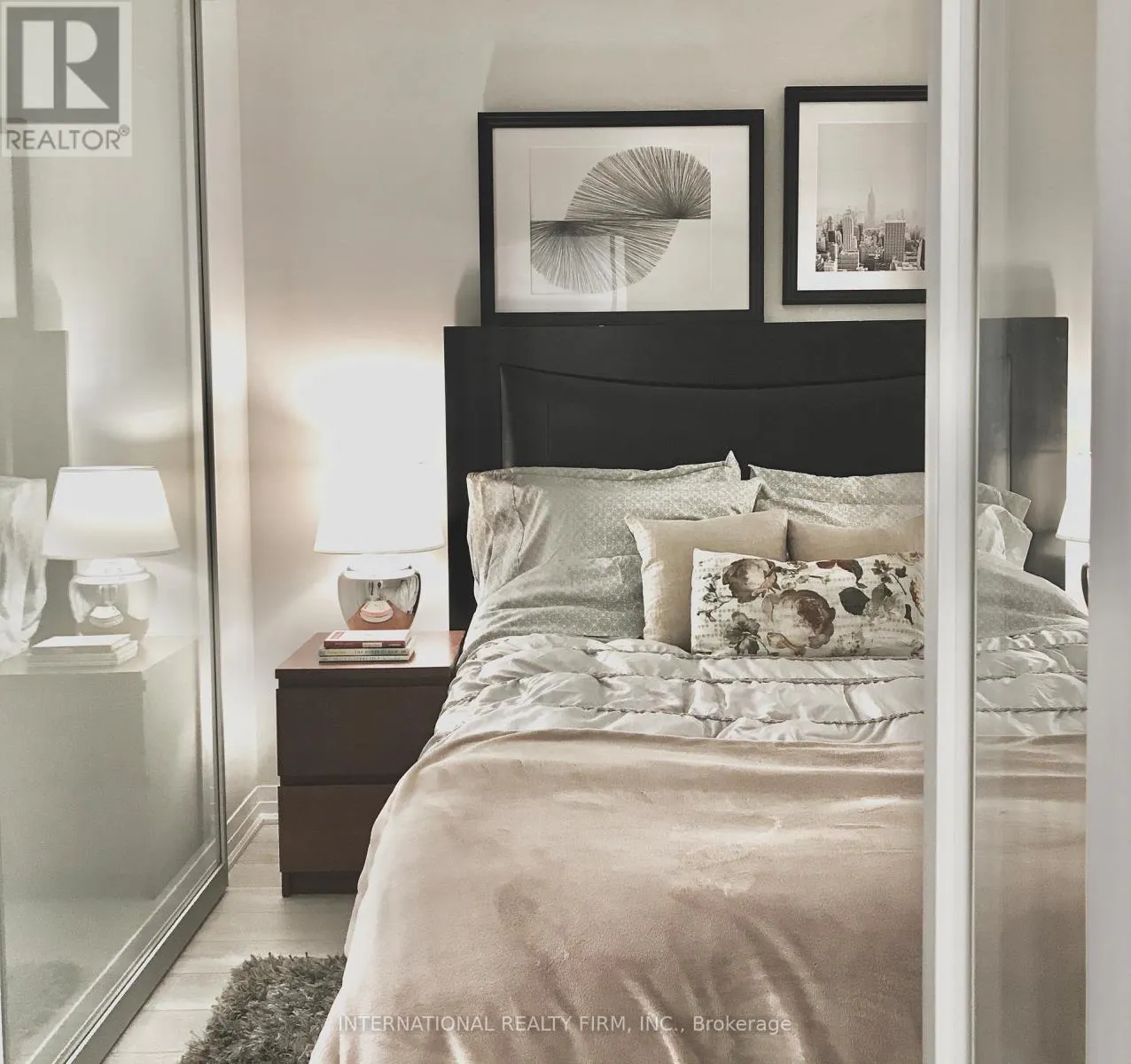 412 - 1630 QUEEN STREET E