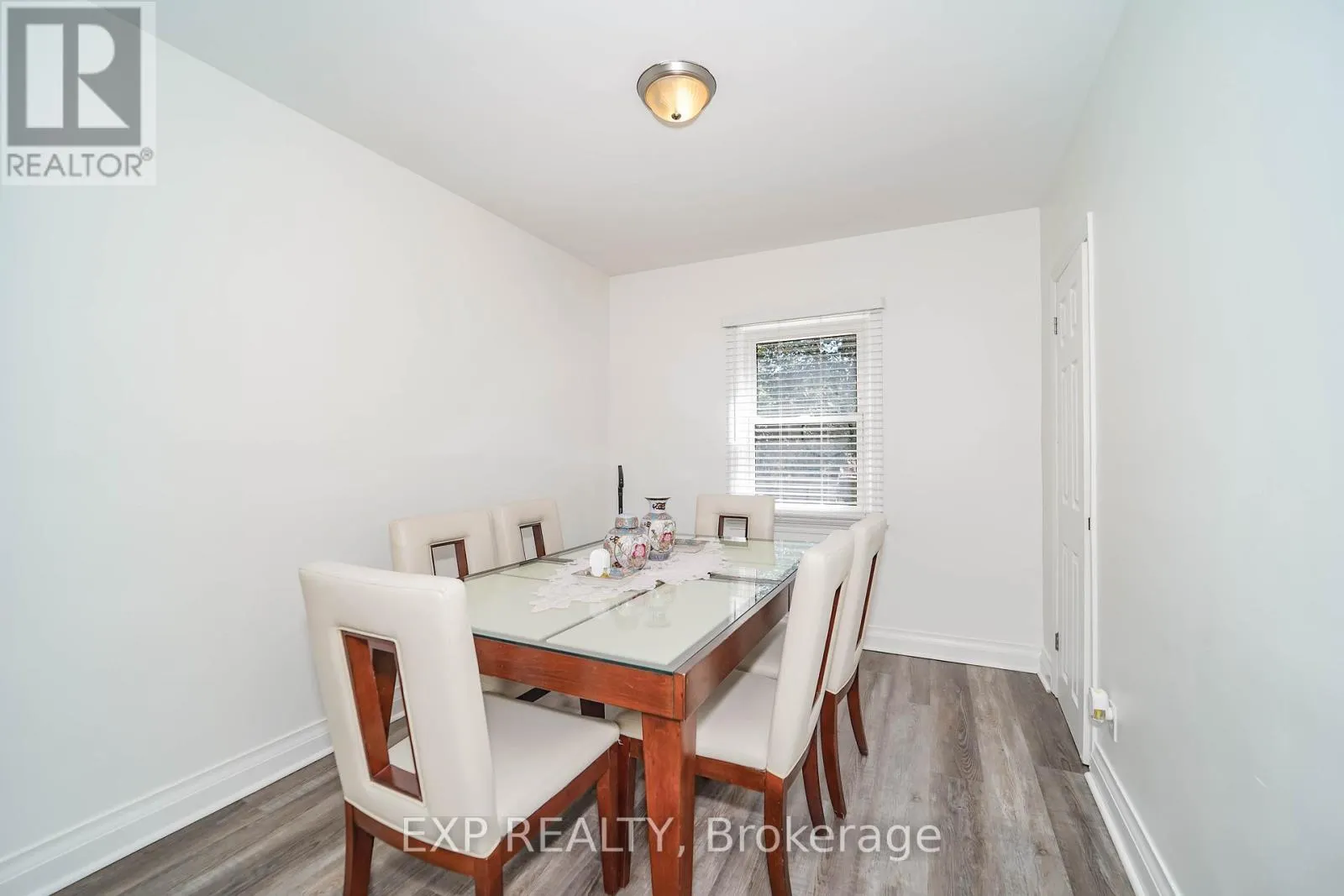 43 SOUTHMEAD ROAD