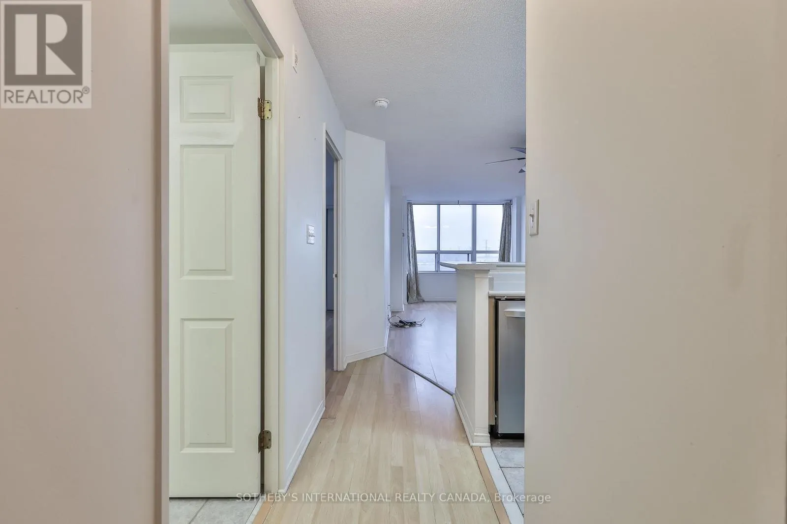 709 - 1625 PICKERING PARKWAY