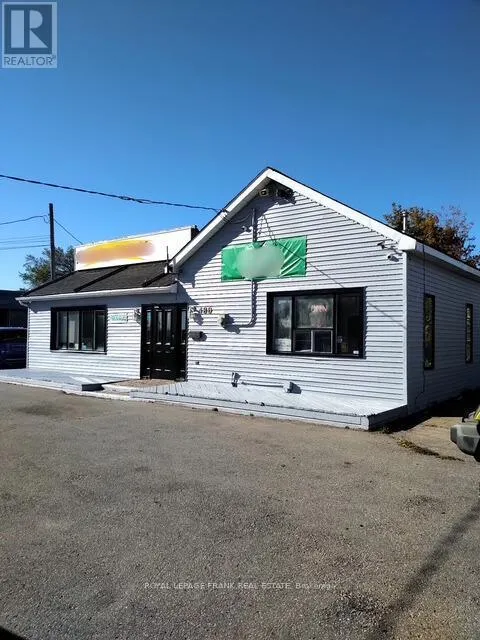 480 TAUNTON ROAD E
