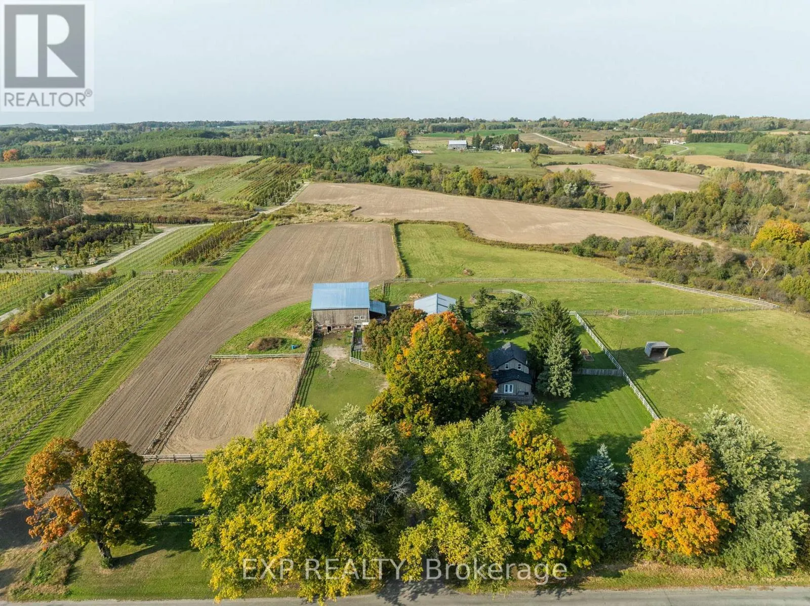 772 TOWNLINE ROAD W
