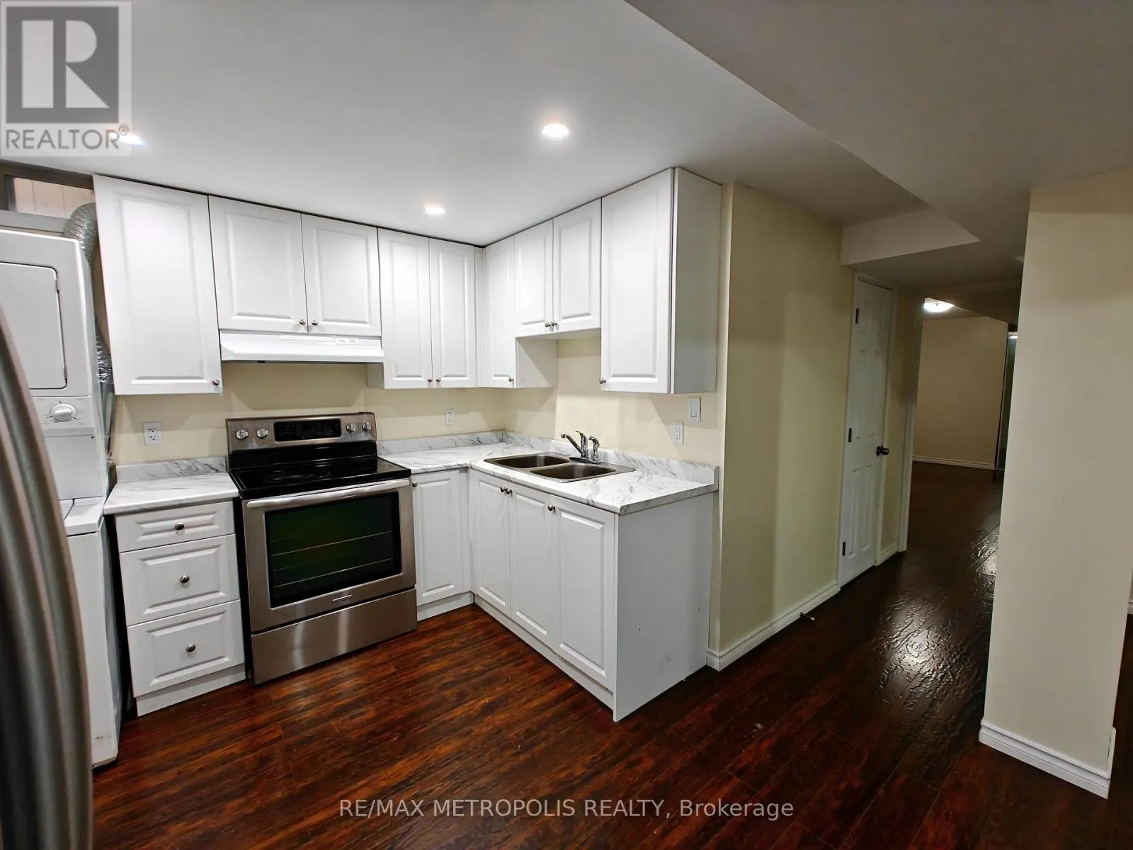 BSMT - 20 STOCKELL CRESCENT