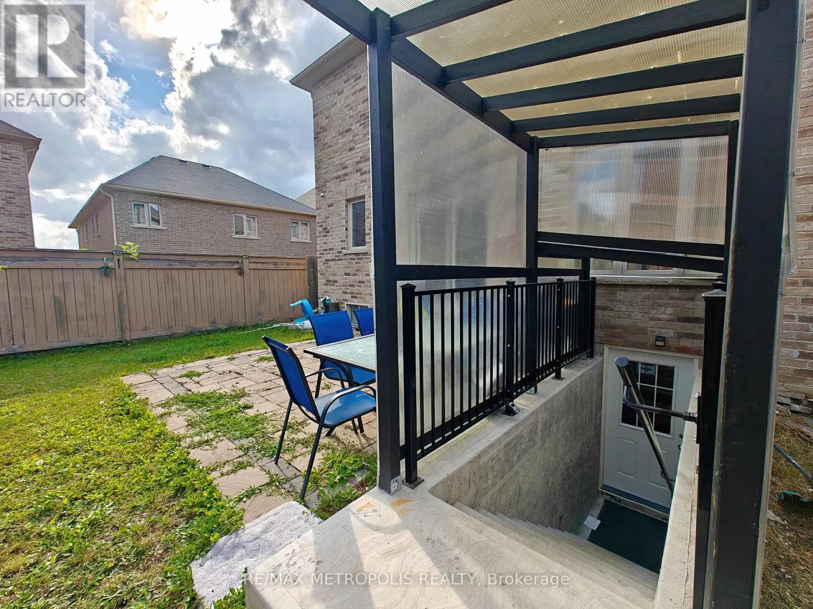 BSMT - 20 STOCKELL CRESCENT