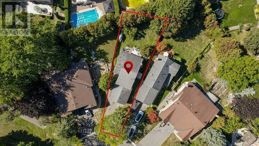 17 BARROW COURT