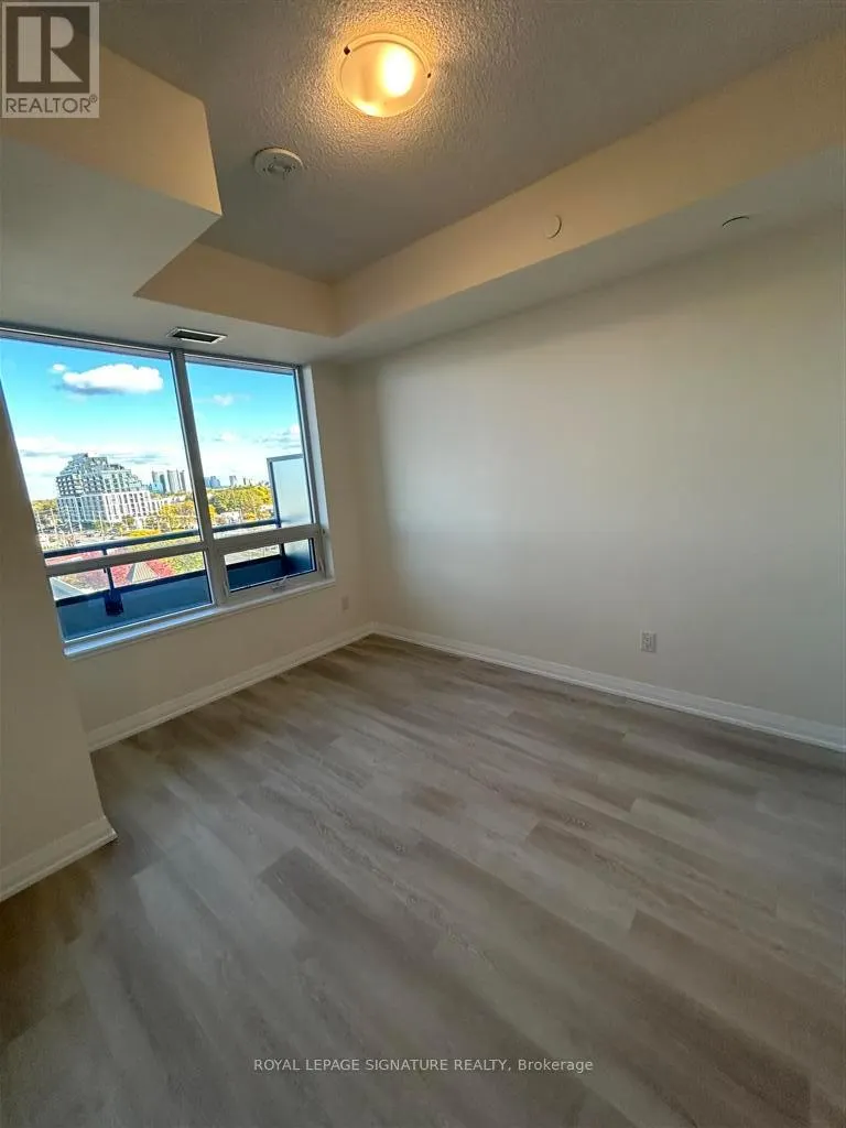 730 - 3270 SHEPPARD AVENUE E