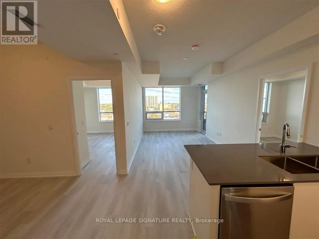 730 - 3270 SHEPPARD AVENUE E